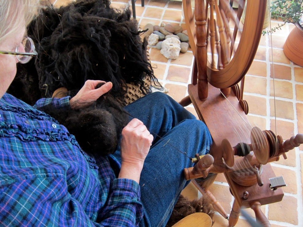 spinning wool by hand